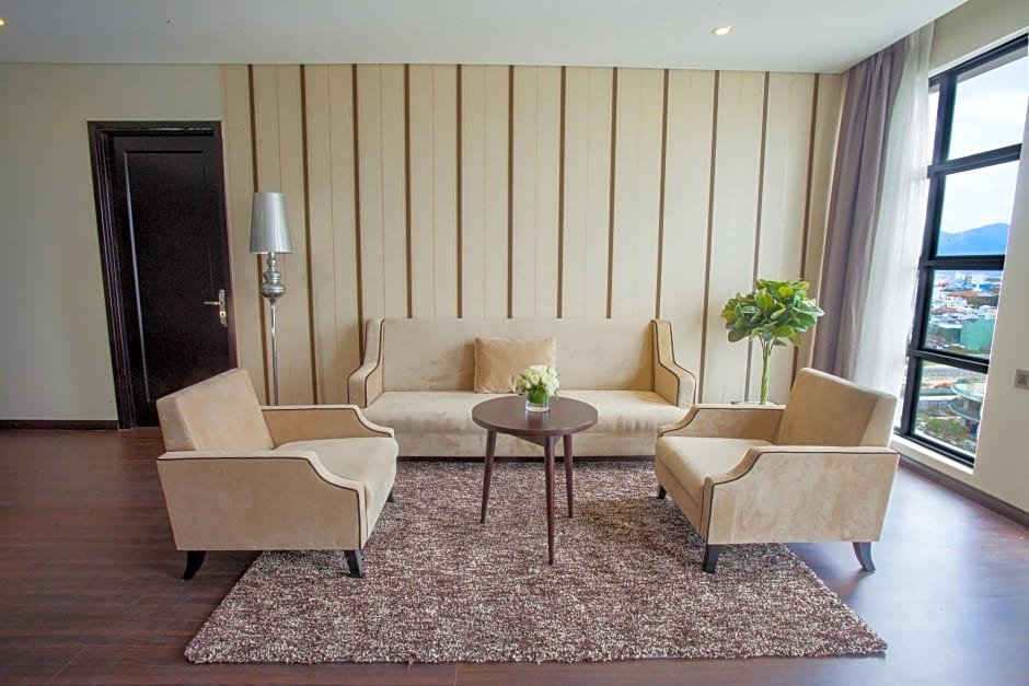 Фото Отель Sanouva Danang