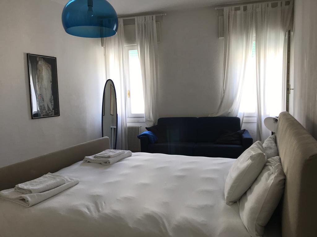 Фото Ca' Garibaldi Rooms