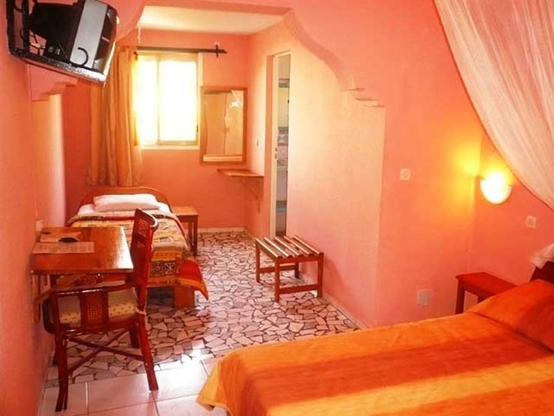 Фото отеля 2