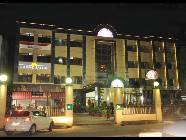 Фото Grand Continental Hotel