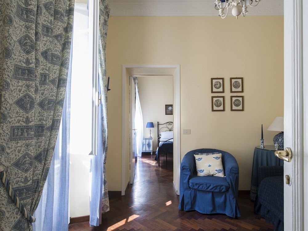 Фото The Regal Suite