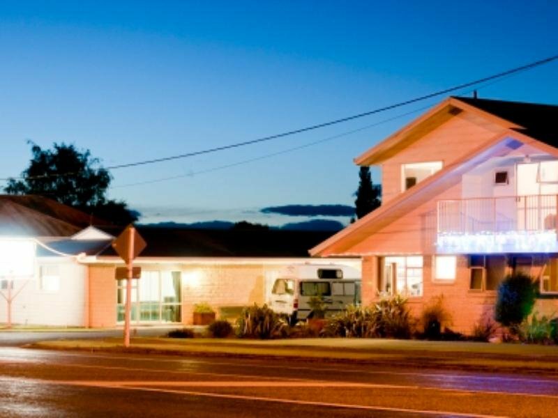 Гостиница Esplanade Motels