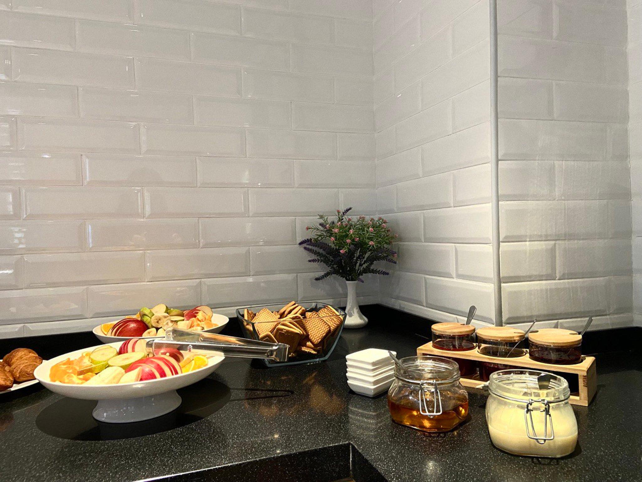 Фото Holiday Inn Express Almaty