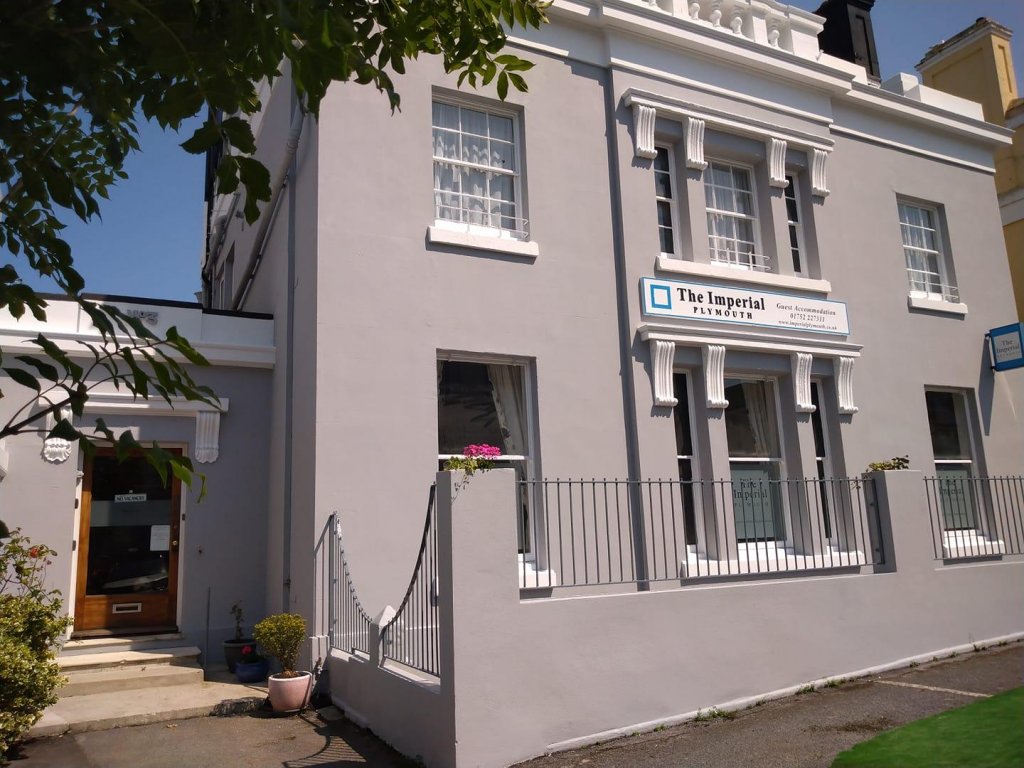 Фото Oyo Plymouth Central Hotel