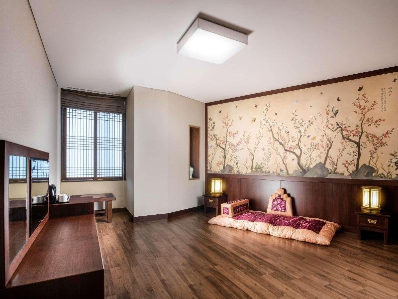 Фото ibis Ambassador Seoul Myeongdong