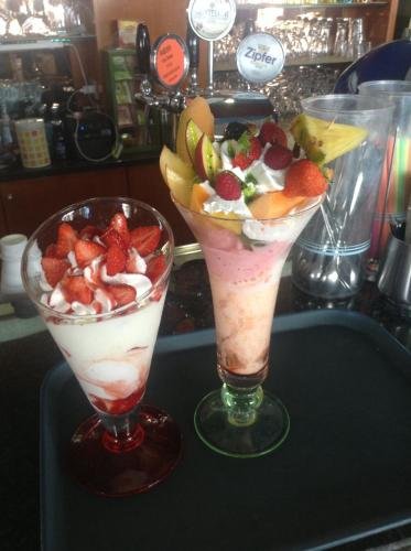 Фото Hotel Ivana