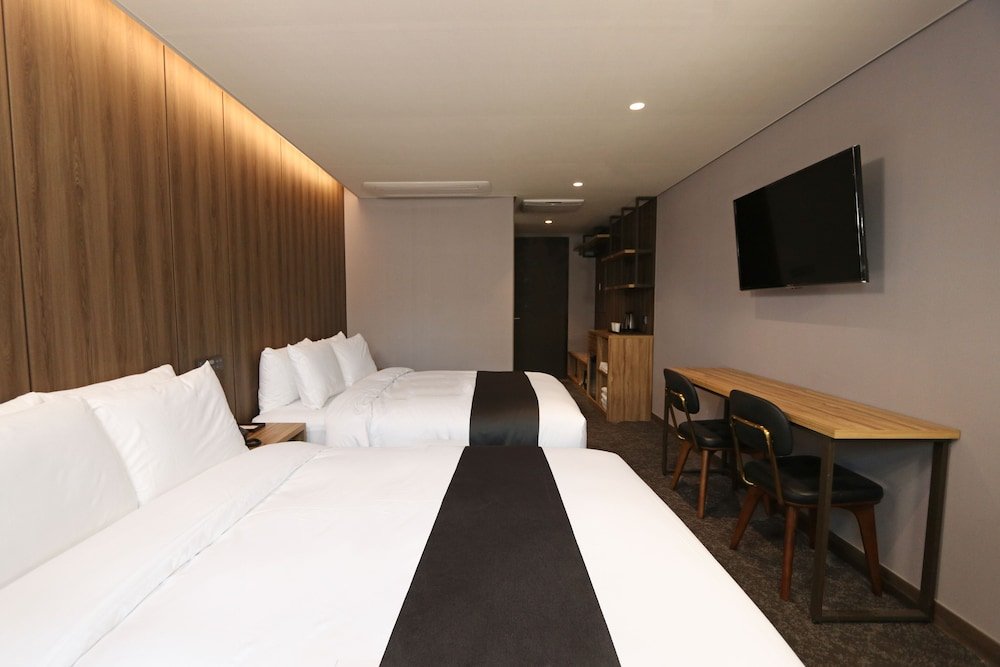 Фото Layers Hotel Busan Hadan