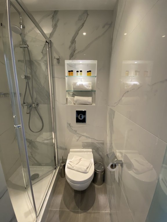 Фото The Rove Hotel