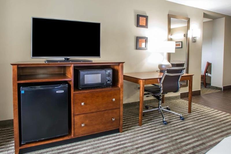 Фото Comfort Inn Hammond I-94