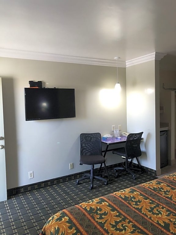 Фото Friendship Motor Inn