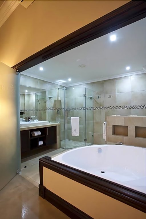 Фото Coco De Mer Boutique Hotel