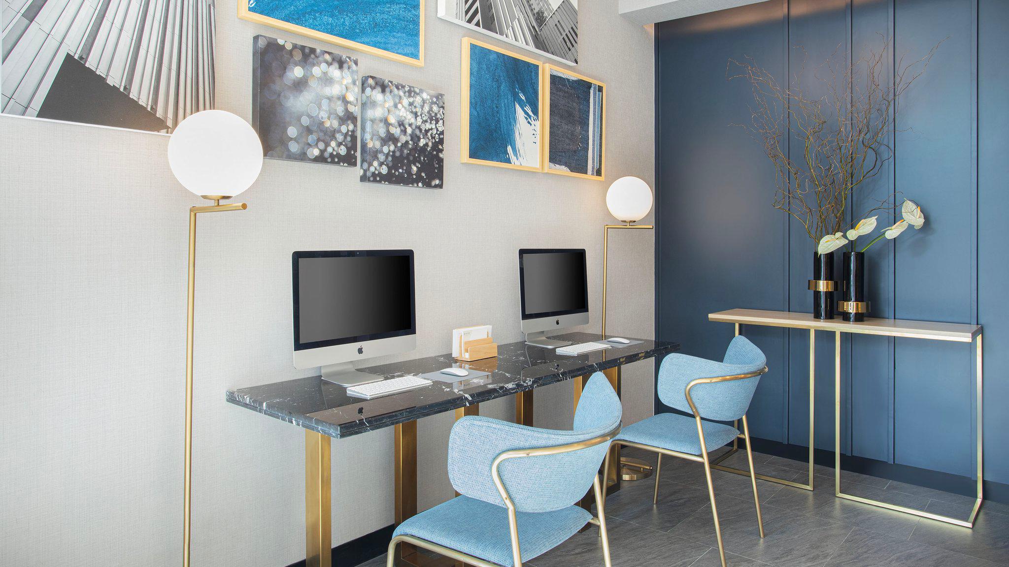 Фото Staybridge Suites Bangkok Thonglor - Sha Extra Plus