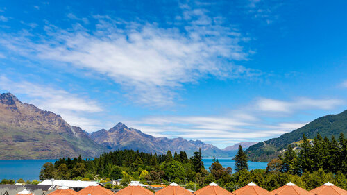 Гостиница Holiday Inn Express & Suites Queenstown, an Ihg Hotel в Куинстауне