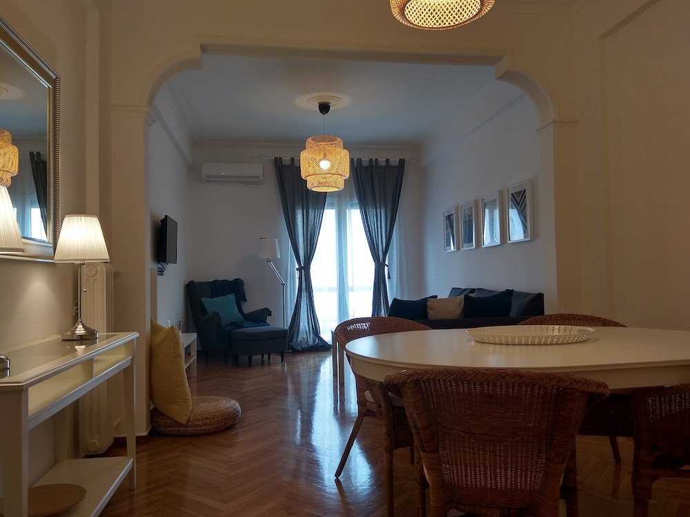 Фото Achillion Hotel