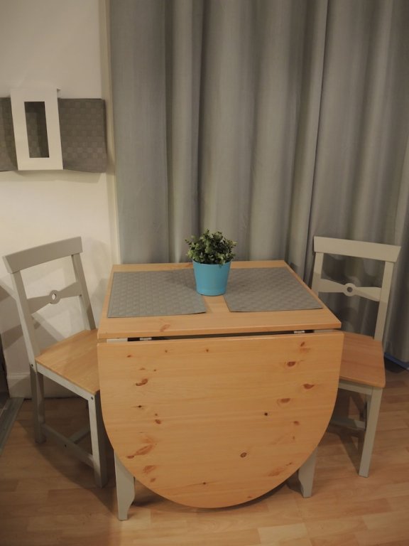 Фото Central and Modern with a Garden