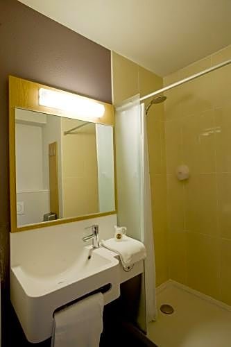 Фото B&b Hotel Paris Romainville Noisy Le Sec