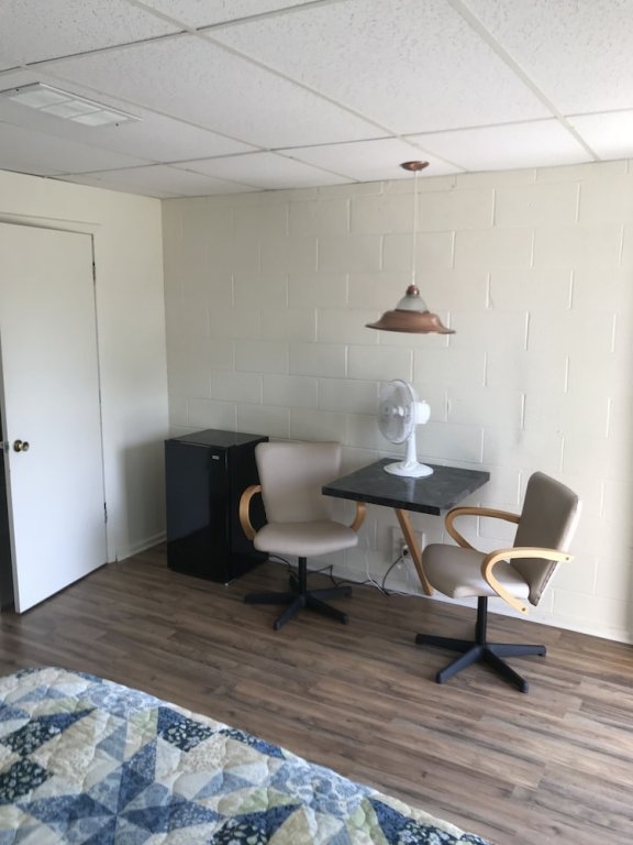 Фото Riverview Inn