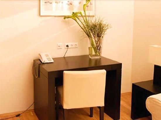 Фото The Levante Rathaus Apartments