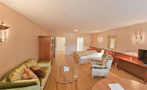 Фото Hotel Schloss Wilkinghege