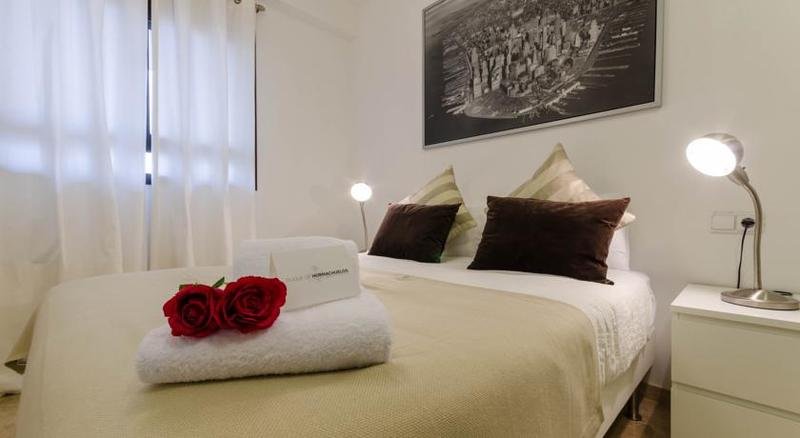 Фото Apartments Duque de Hornachuelos