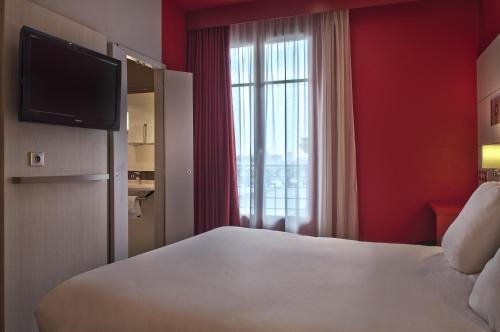 Фото Ibis Styles Paris Gare du Nord Tgv