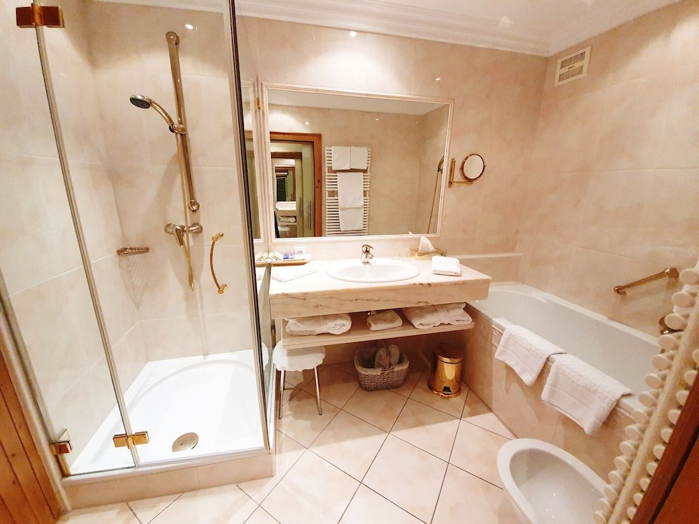 Фото Hotel Salzburgerhof