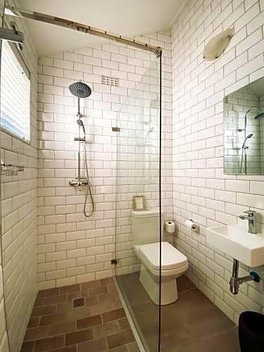 Фото 5 Camp Street Guesthouse & Self-catering