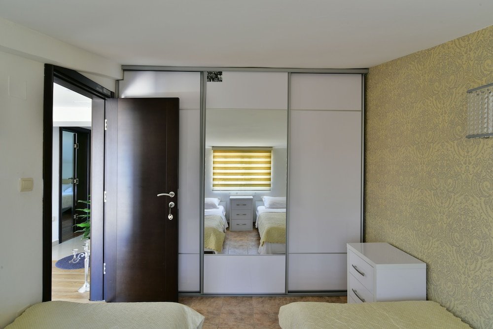 Фото Apartments Andjus