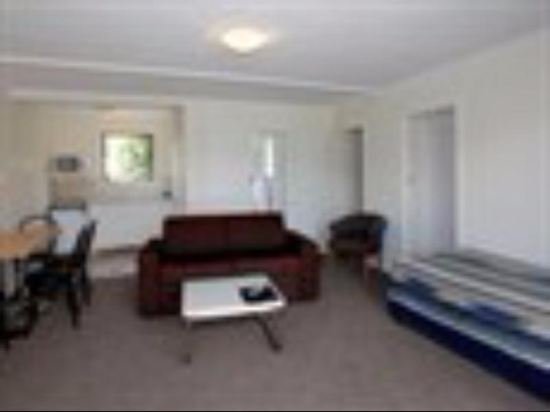 Фото Carnmore Hagley Park