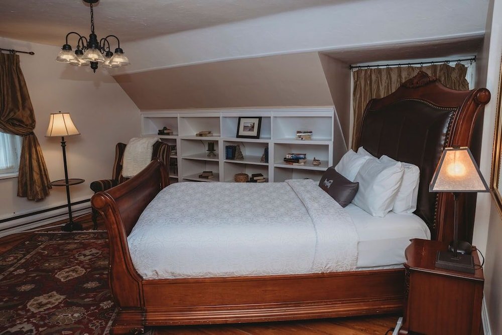 Фото Grey Gables Inn