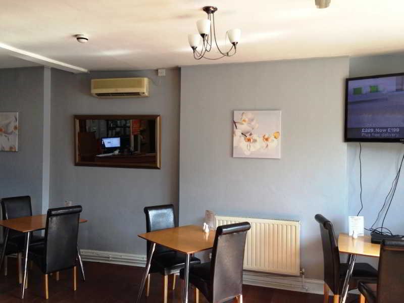 Фото Coach House Hotel