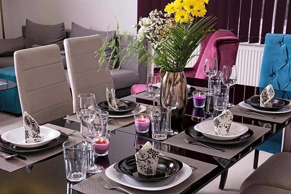 Фото Palace Apartments