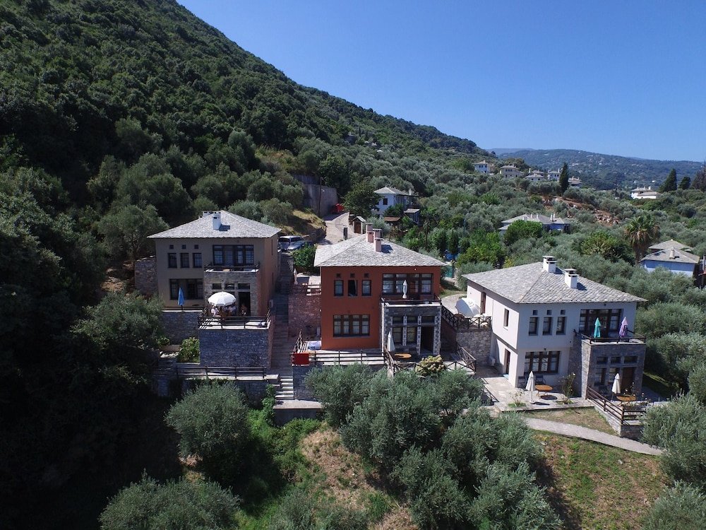 Фото Palia Damouchari