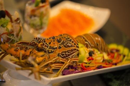 Фото Grand Tamarind Lake