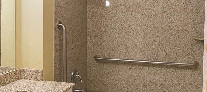 Фото La Quinta Inn & Suites by Wyndham Waxahachie