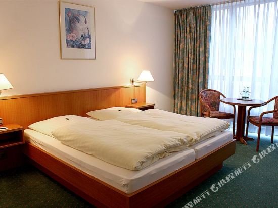 Фото Hotel Am Park