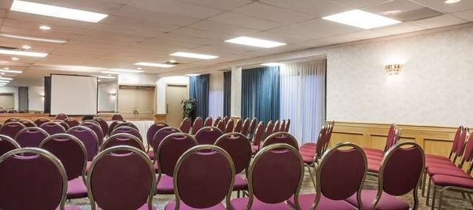 Фото Ramada by Wyndham Coquitlam