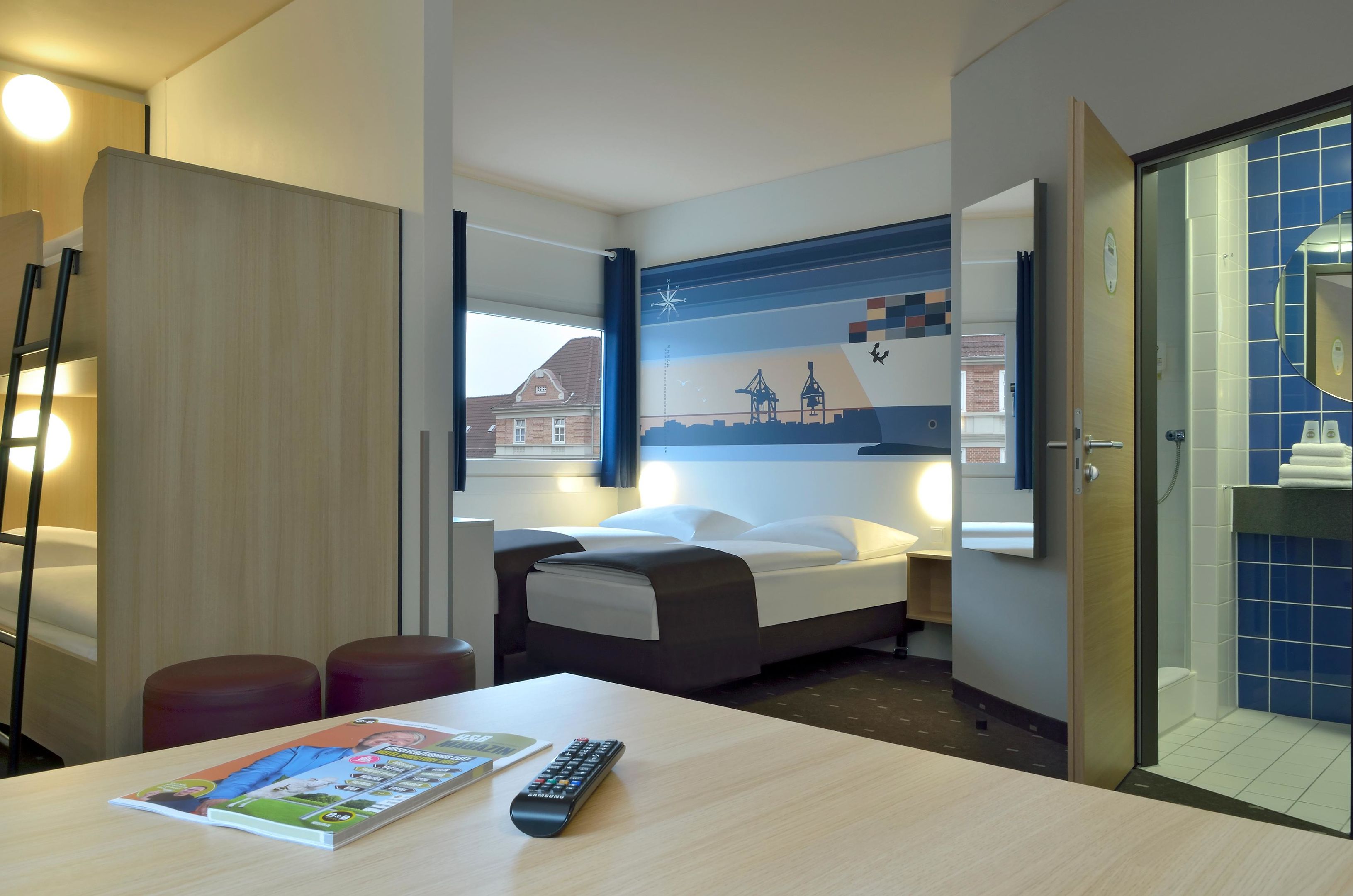 Фото отеля 1