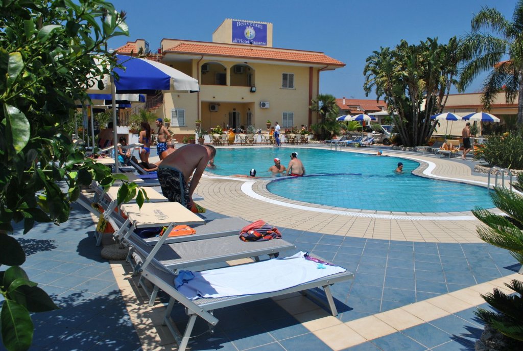 Фото Hotel Damanse