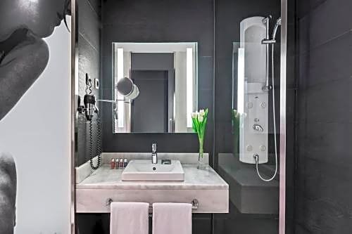 Фото Hotel Zentral Castellana Norte