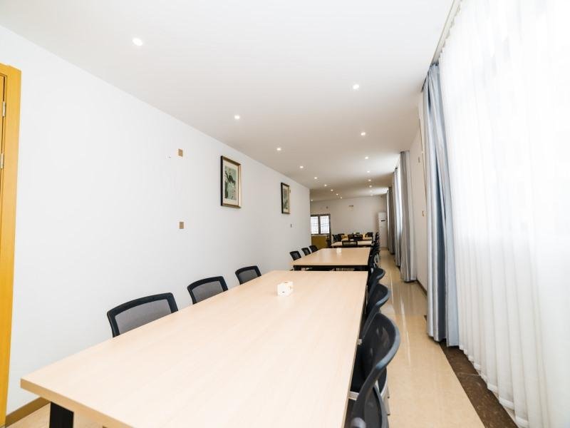 Фото GreenTree Inn Suzhou Zhangjiagang City Jingang Town