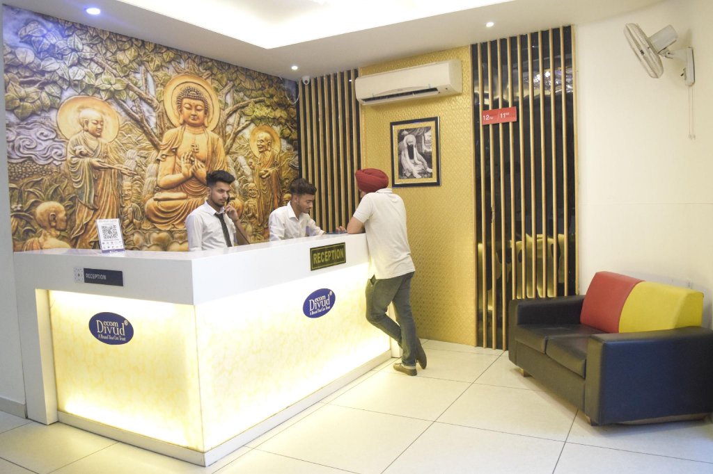 Фото отеля 1