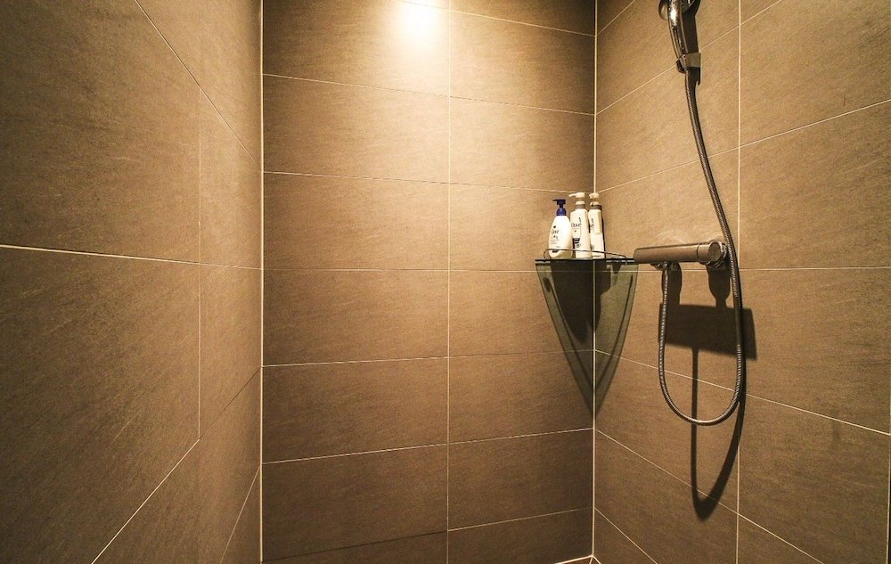 Фото Yeoubi Hotel