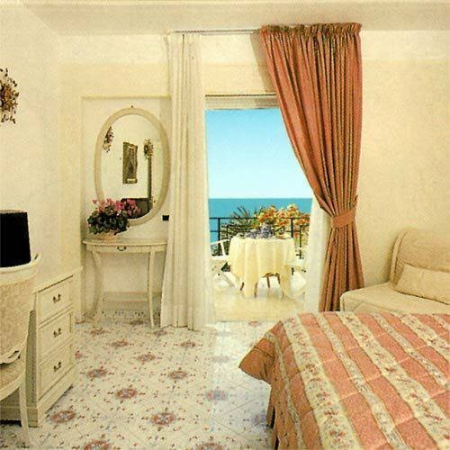 Гостиница Hotel la Certosella в Капри