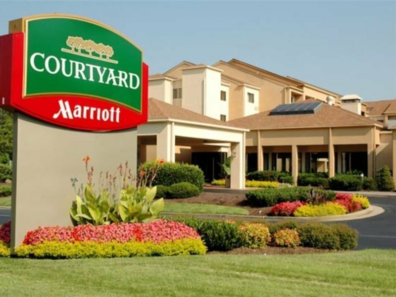 Hotel Courtyard by Marriott Nashville Airport, Nashville, photo