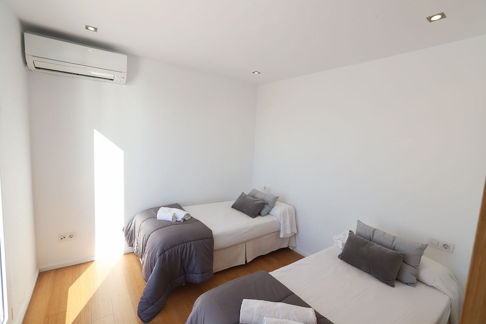 Фото Apartamento Differentflats Nauta