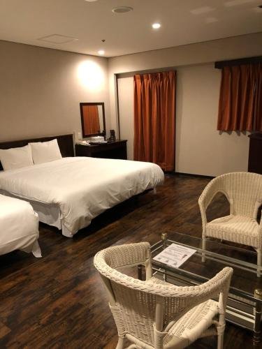 Фото Rycom Crystal Hotel