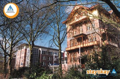 Гостиница Stayokay Amsterdam Vondelpark - Hostel в Амстердаме