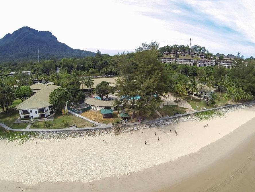 Фото Damai Beach Resort