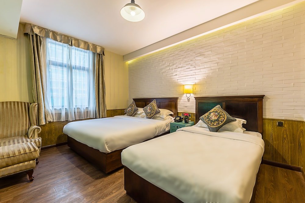 Фото Wuyang Boutique Hotel - Hefang Street